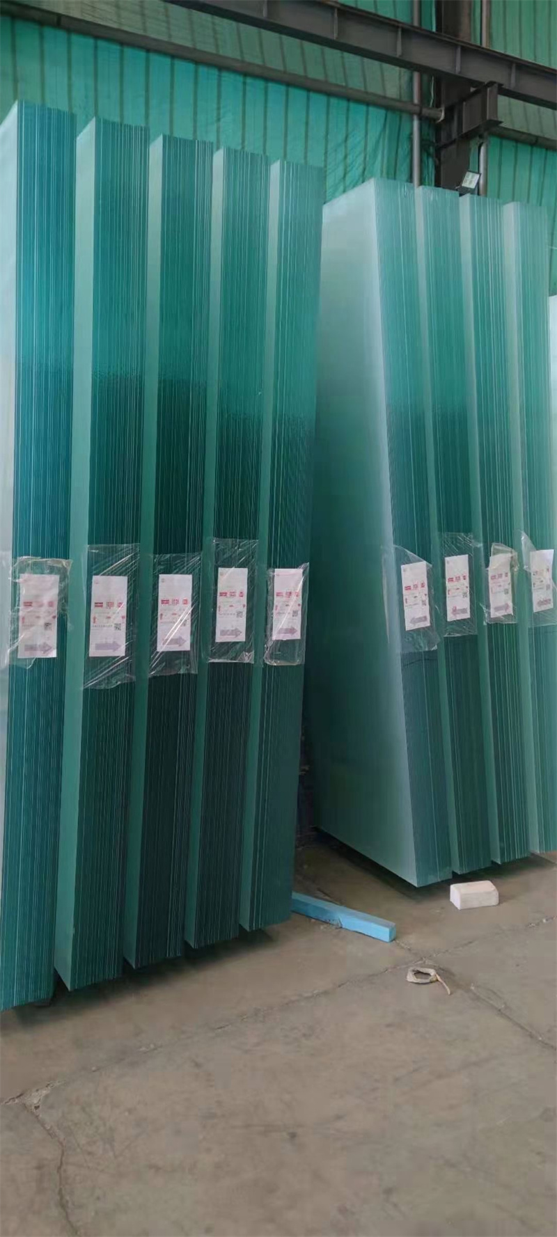 菏泽钢化玻璃厂家供应